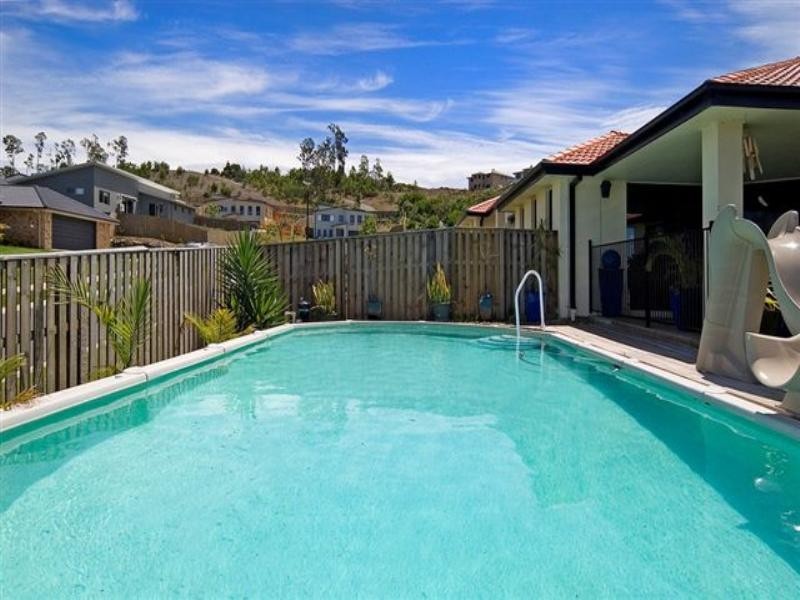 30 Yamba Street, Pacific Pines QLD 4211