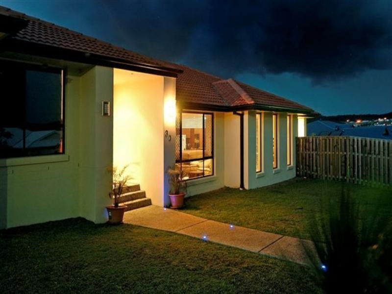 30 Yamba Street, Pacific Pines QLD 4211