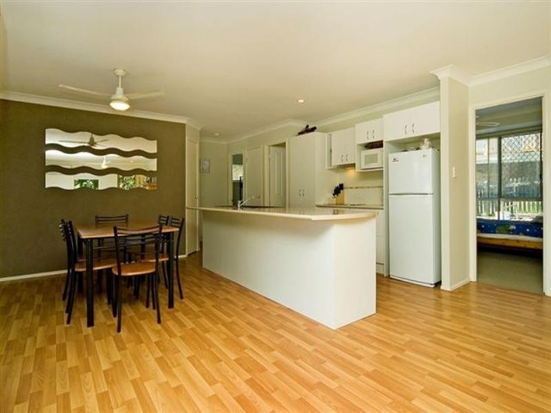 2/16 Jesmond Road, Helensvale QLD 4212