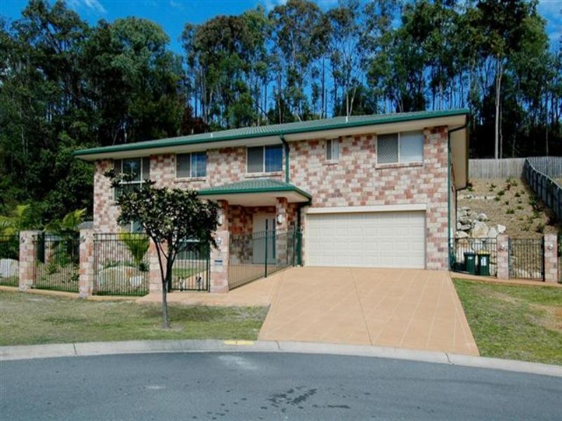 7 Cope Place, Pacific Pines QLD 4211