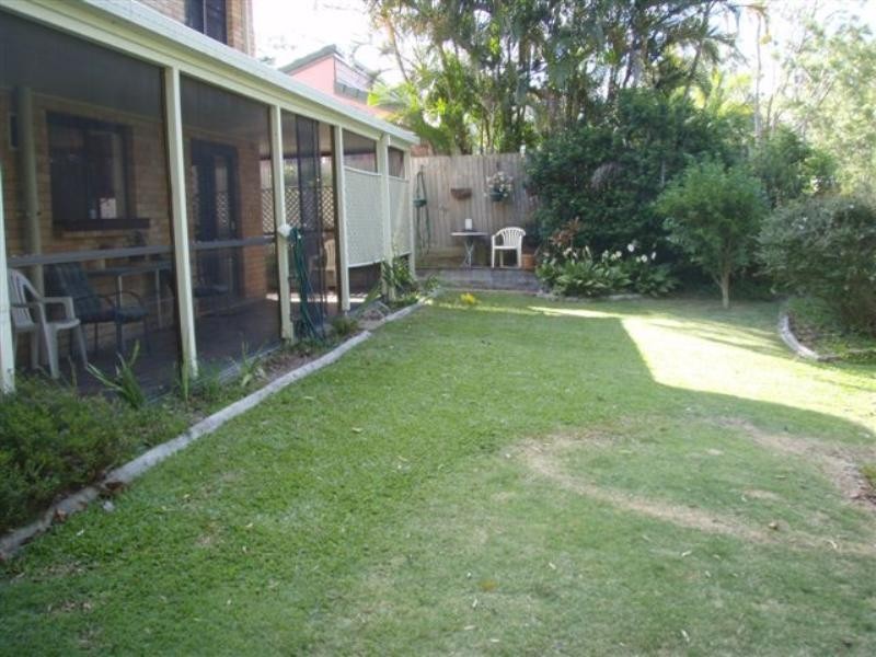 8 The Promontory, Helensvale QLD 4212