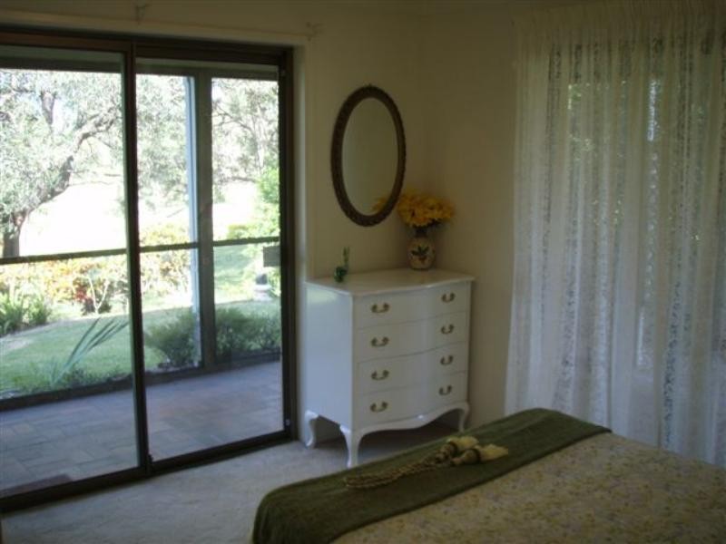 8 The Promontory, Helensvale QLD 4212