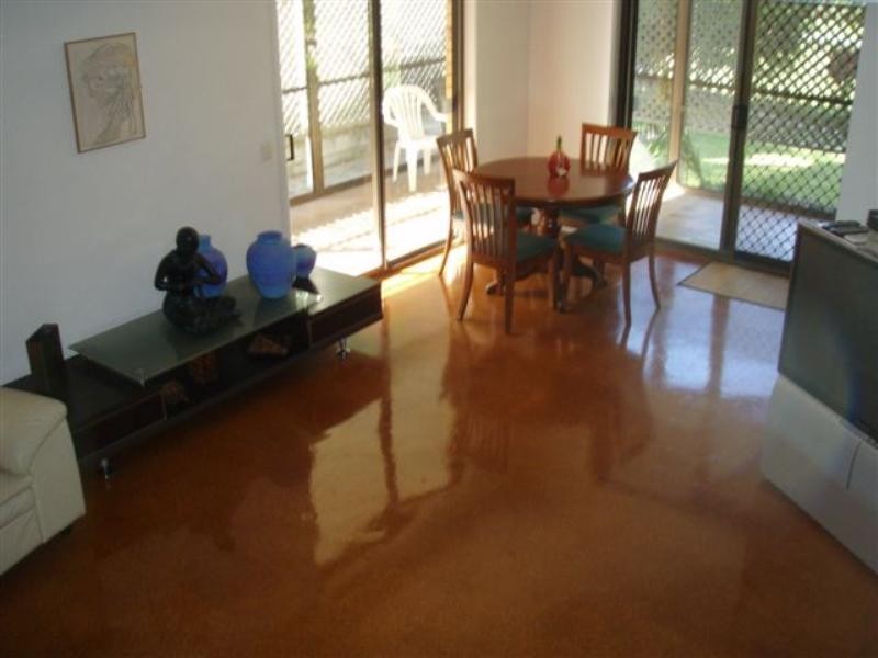 8 The Promontory, Helensvale QLD 4212