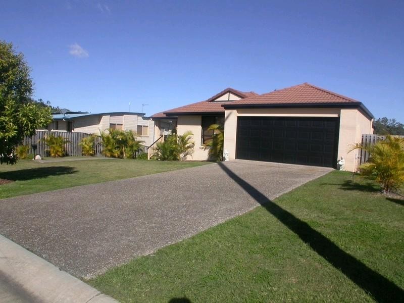 Pacific Pines QLD 4211