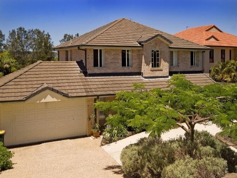 30 Gippsland Drive, Helensvale QLD 4212