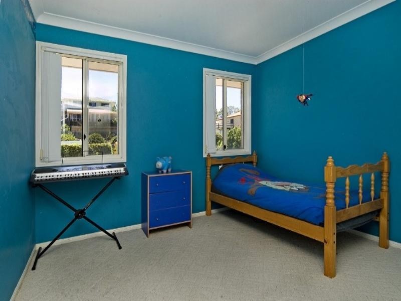 30 Gippsland Drive, Helensvale QLD 4212