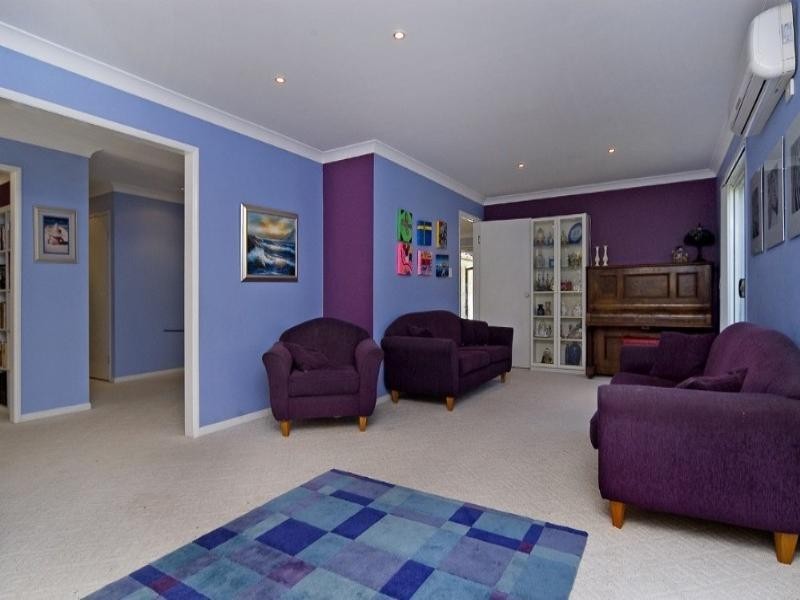 30 Gippsland Drive, Helensvale QLD 4212