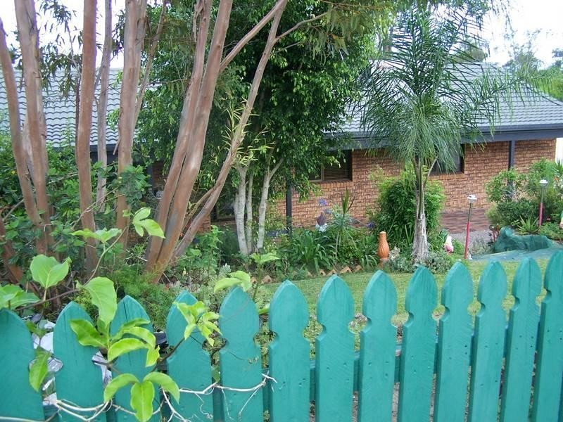 16 Bairnsdale Court, Helensvale QLD 4212