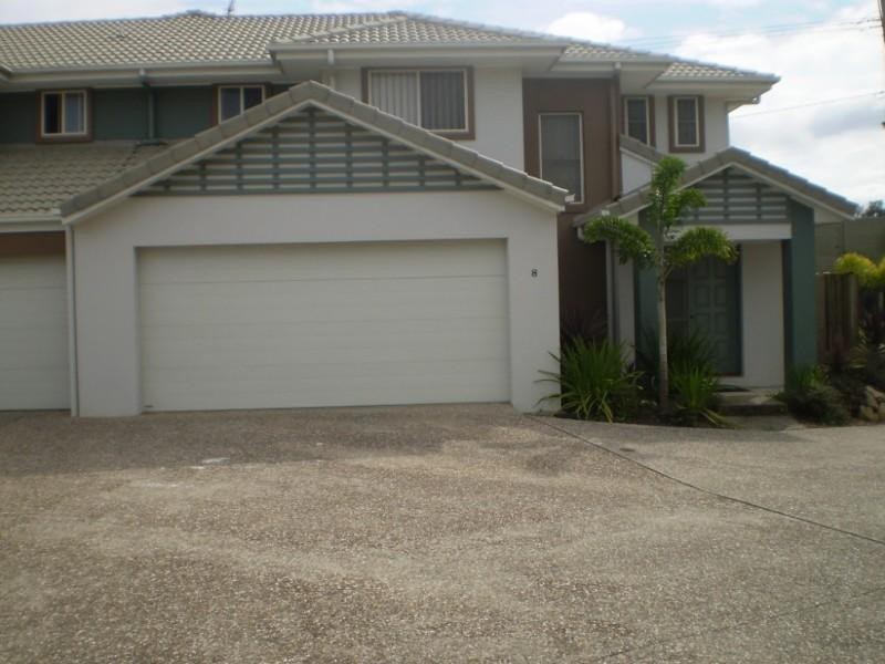 8/1 Carnarvon Court, Oxenford QLD 4210