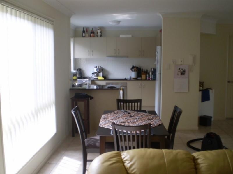 8/1 Carnarvon Court, Oxenford QLD 4210