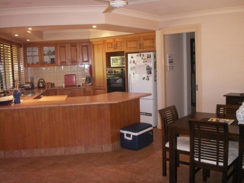 48 Audrey Avenue, Helensvale QLD 4212