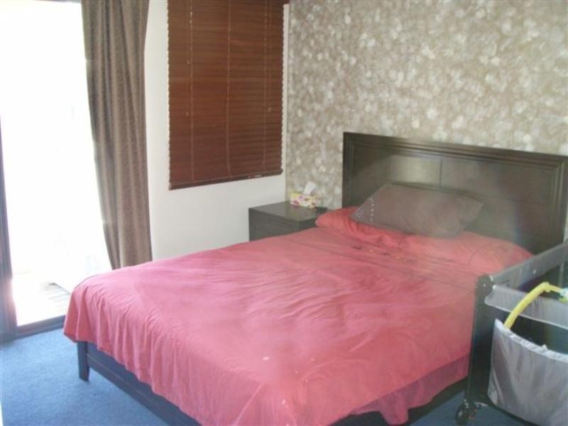 9/1 Pinecrest Court, Oxenford QLD 4210