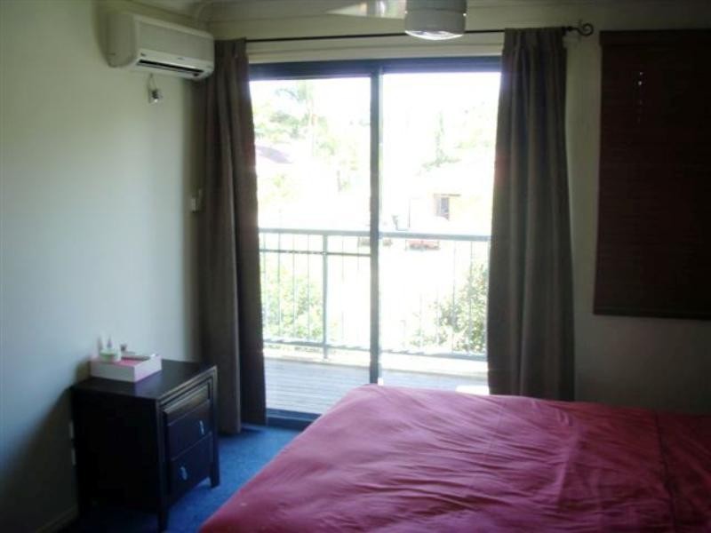 9/1 Pinecrest Court, Oxenford QLD 4210