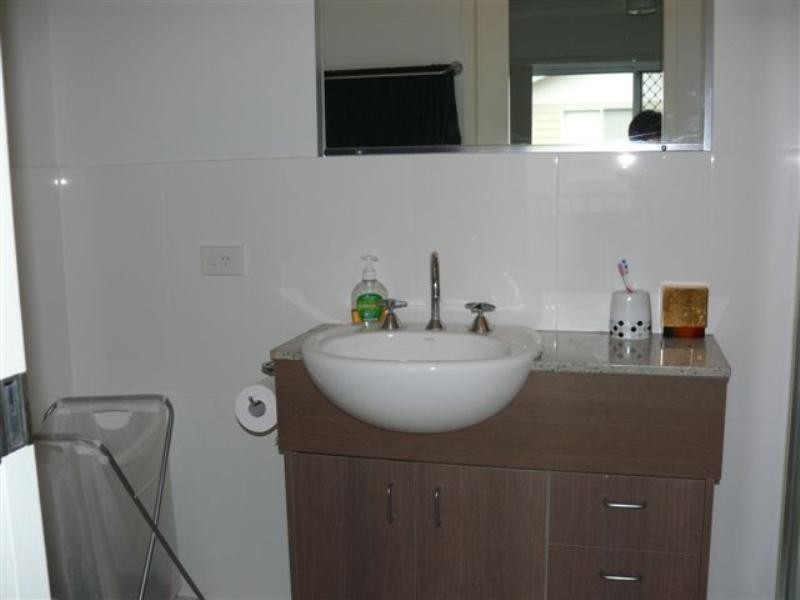 18/27 Eugenia Court, Robina QLD 4226