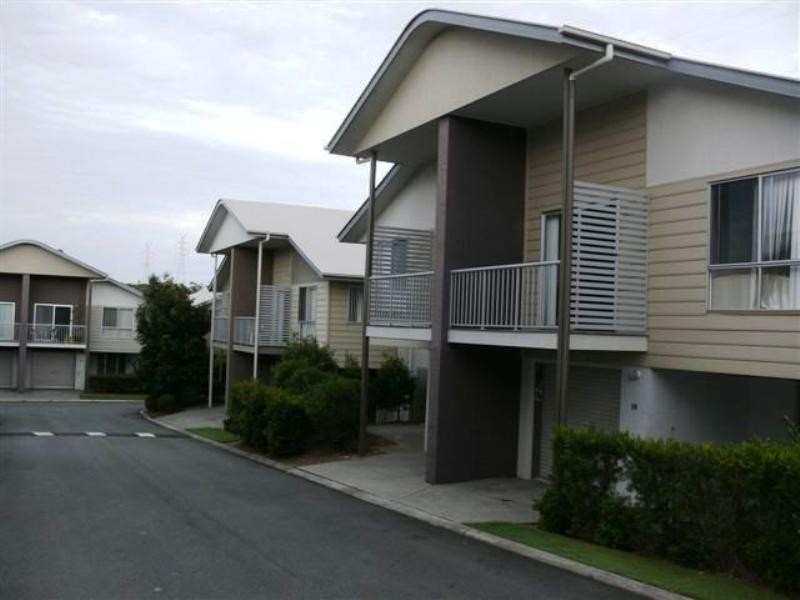 18/27 Eugenia Court, Robina QLD 4226