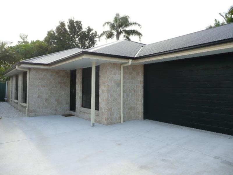 10 Wilmington Court, Helensvale QLD 4212