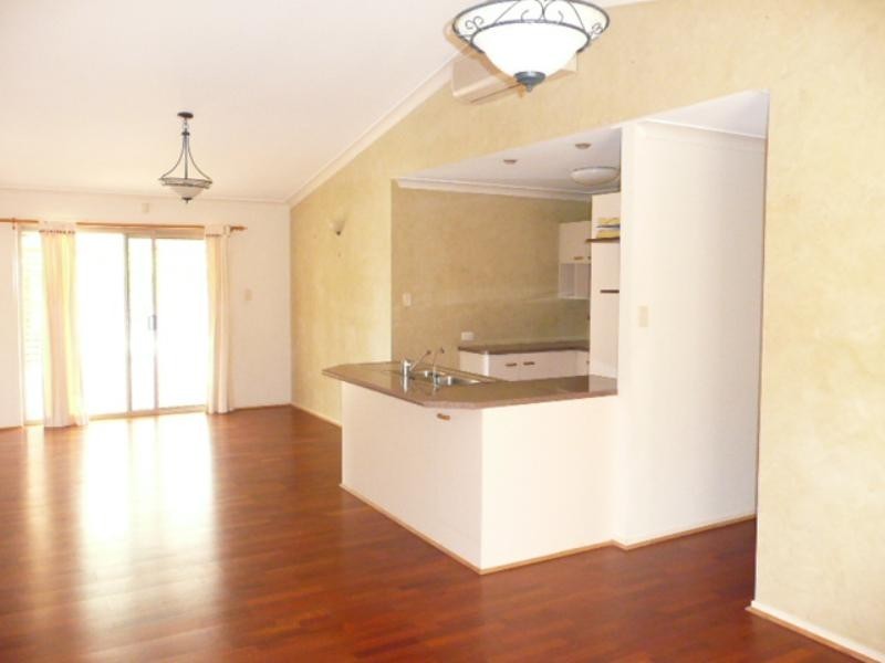 21 Dalby Court, Helensvale QLD 4212