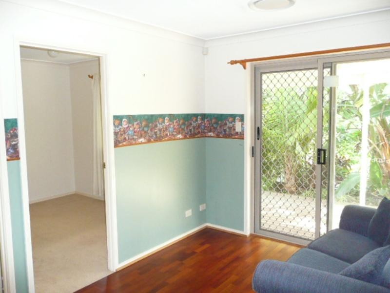 21 Dalby Court, Helensvale QLD 4212