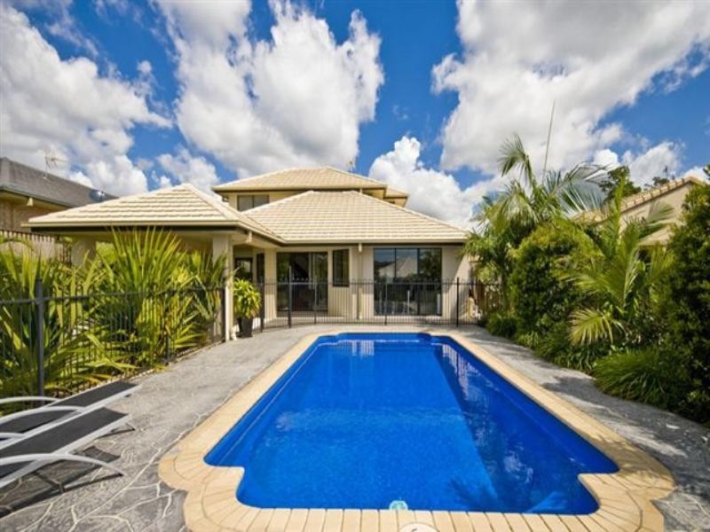 27 Mellum Circuit, Pacific Pines QLD 4211