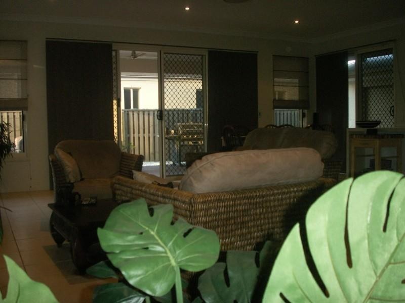 14 Bellthorpe Road, Ormeau QLD 4208