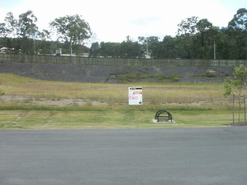 7 Summer Hill Crescent, Maudsland QLD 4210