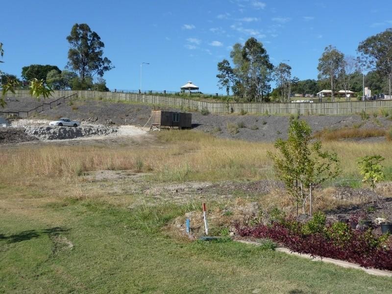 7 Summer Hill Crescent, Maudsland QLD 4210