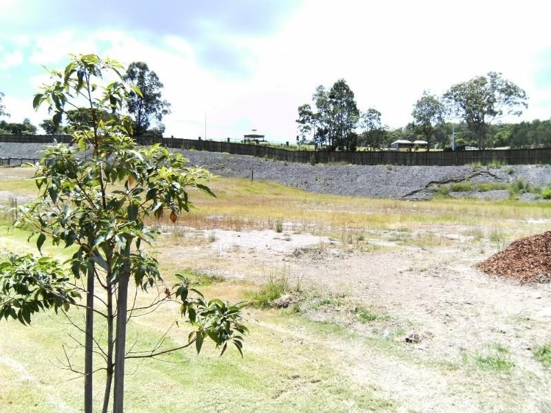 7 Summer Hill Crescent, Maudsland QLD 4210