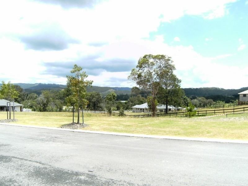 7 Summer Hill Crescent, Maudsland QLD 4210