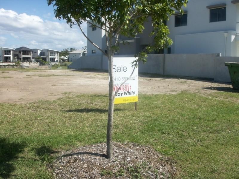 24 Quayside Drive, Helensvale QLD 4212