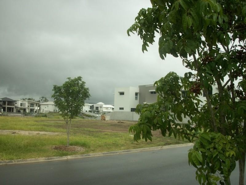 24 Quayside Drive, Helensvale QLD 4212