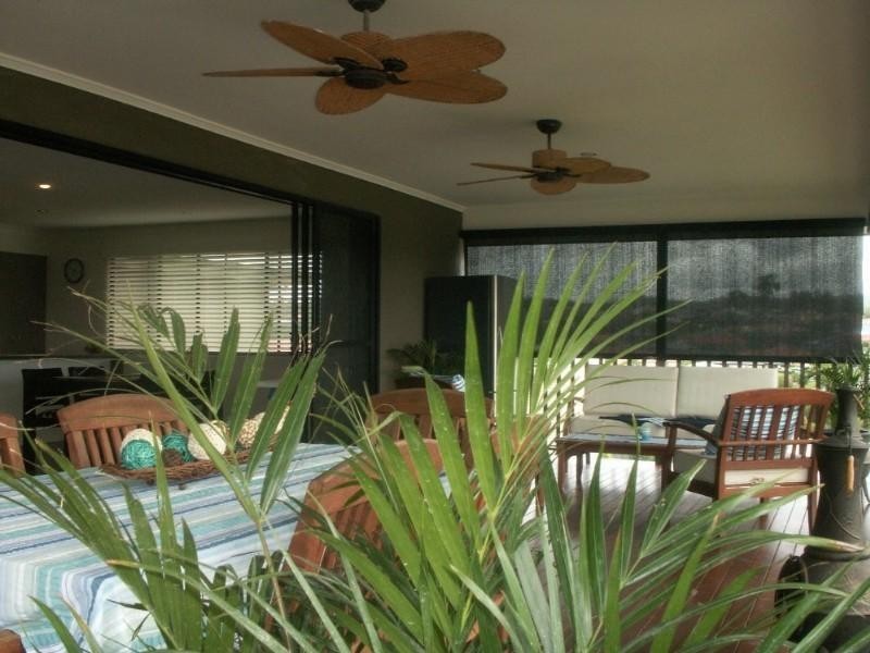 10 Angourie Crescent, Pacific Pines QLD 4211