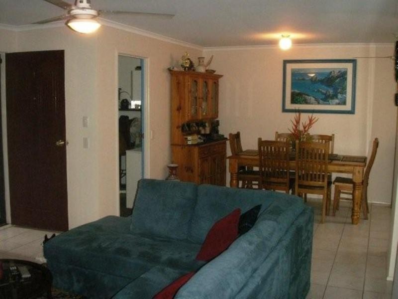 1/46 Kangaroo Avenue, Coombabah QLD 4216