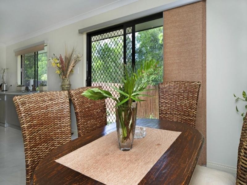 1/16 Penrhyn Street, Pacific Pines QLD 4211