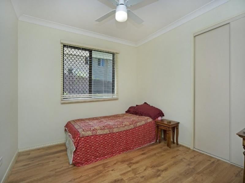 1/16 Penrhyn Street, Pacific Pines QLD 4211