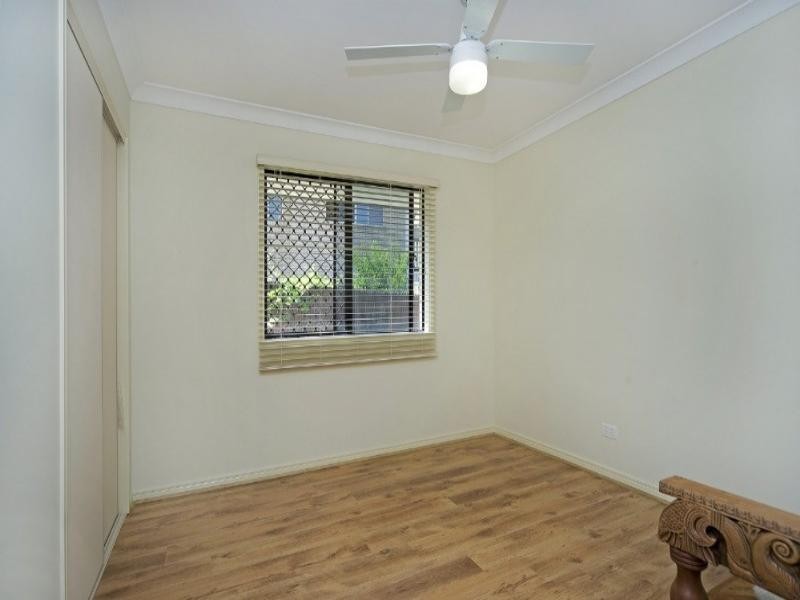 1/16 Penrhyn Street, Pacific Pines QLD 4211