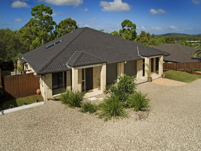 1/16 Penrhyn Street, Pacific Pines QLD 4211