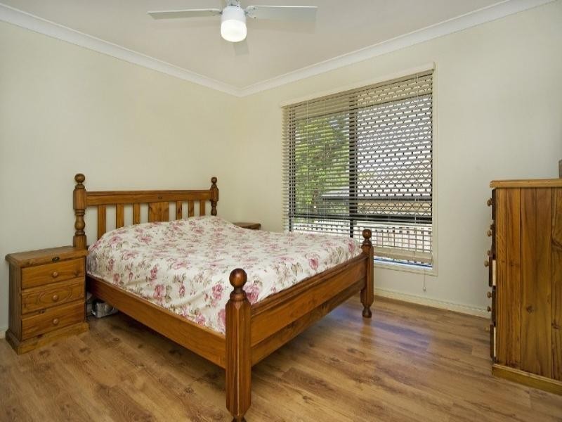 2/16 Penrhyn Street, Pacific Pines QLD 4211