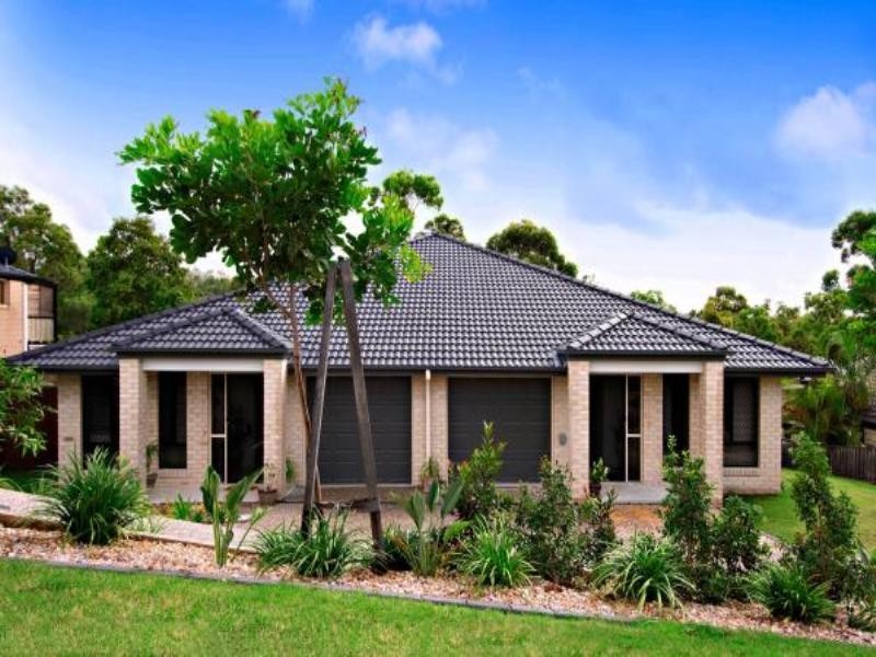 2/16 Penrhyn Street, Pacific Pines QLD 4211