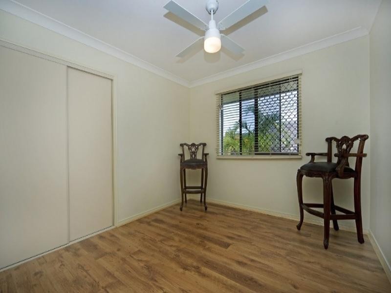 2/16 Penrhyn Street, Pacific Pines QLD 4211
