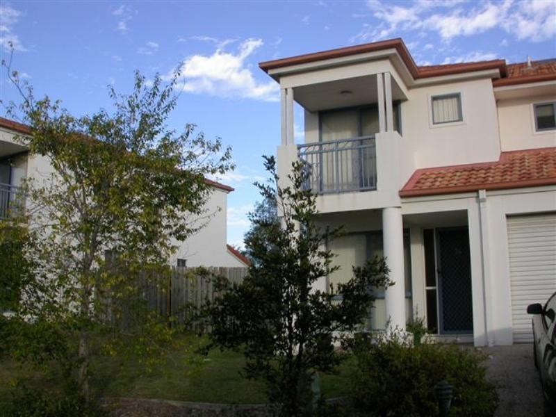 Pacific Pines QLD 4211