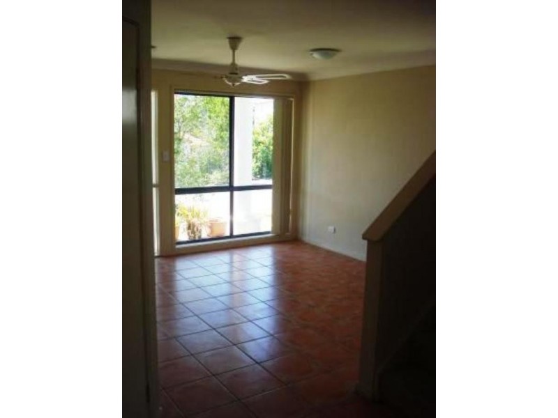 Pacific Pines QLD 4211