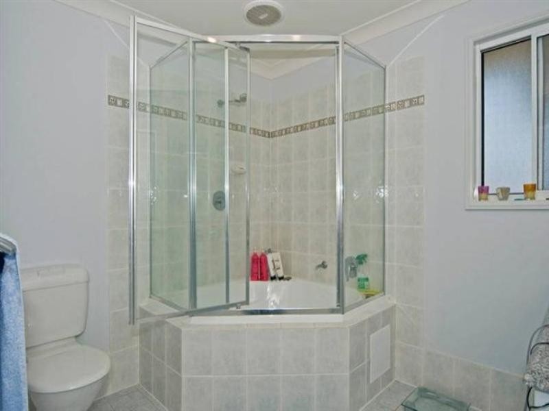 1/2 Macdonald Avenue, Upper Coomera QLD 4209