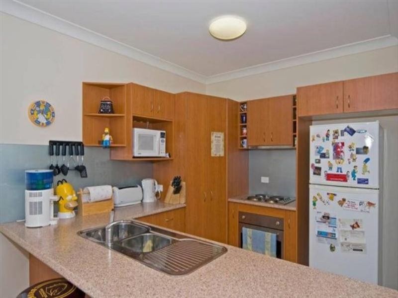 2/2 Macdonald Avenue, Upper Coomera QLD 4209