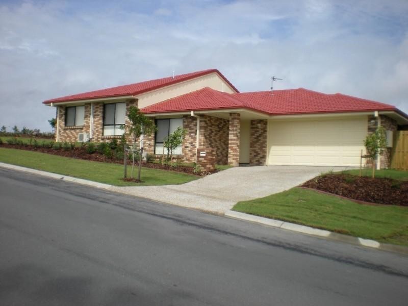 Pacific Pines QLD 4211