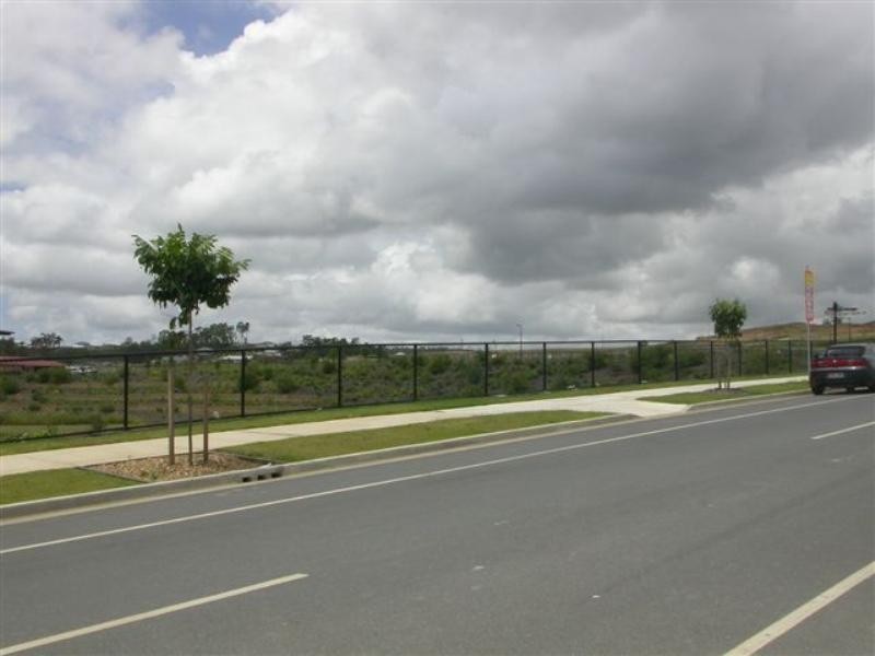 Pacific Pines QLD 4211