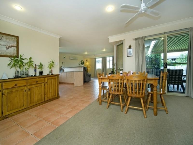15 Maui Crescent, Oxenford QLD 4210