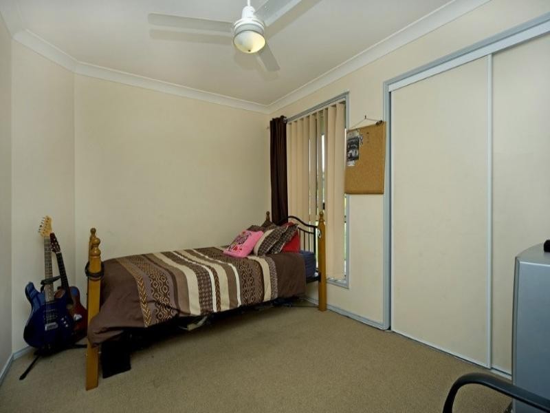 15 Maui Crescent, Oxenford QLD 4210
