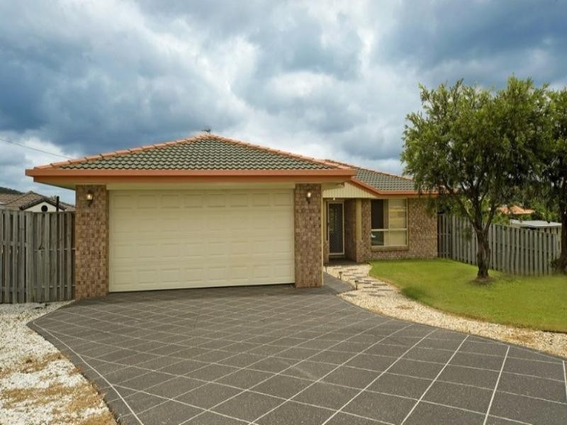 15 Maui Crescent, Oxenford QLD 4210