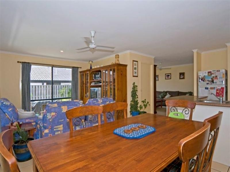 13 Catchlove Street, Maudsland QLD 4210