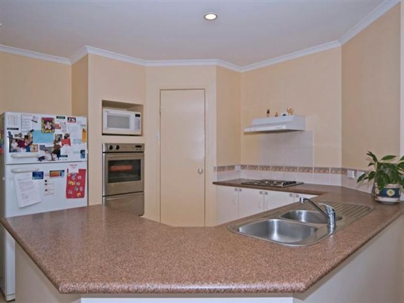 13 Catchlove Street, Maudsland QLD 4210